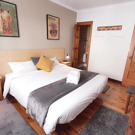 Hostal Fonda Prat Puigcerdà Exterior foto